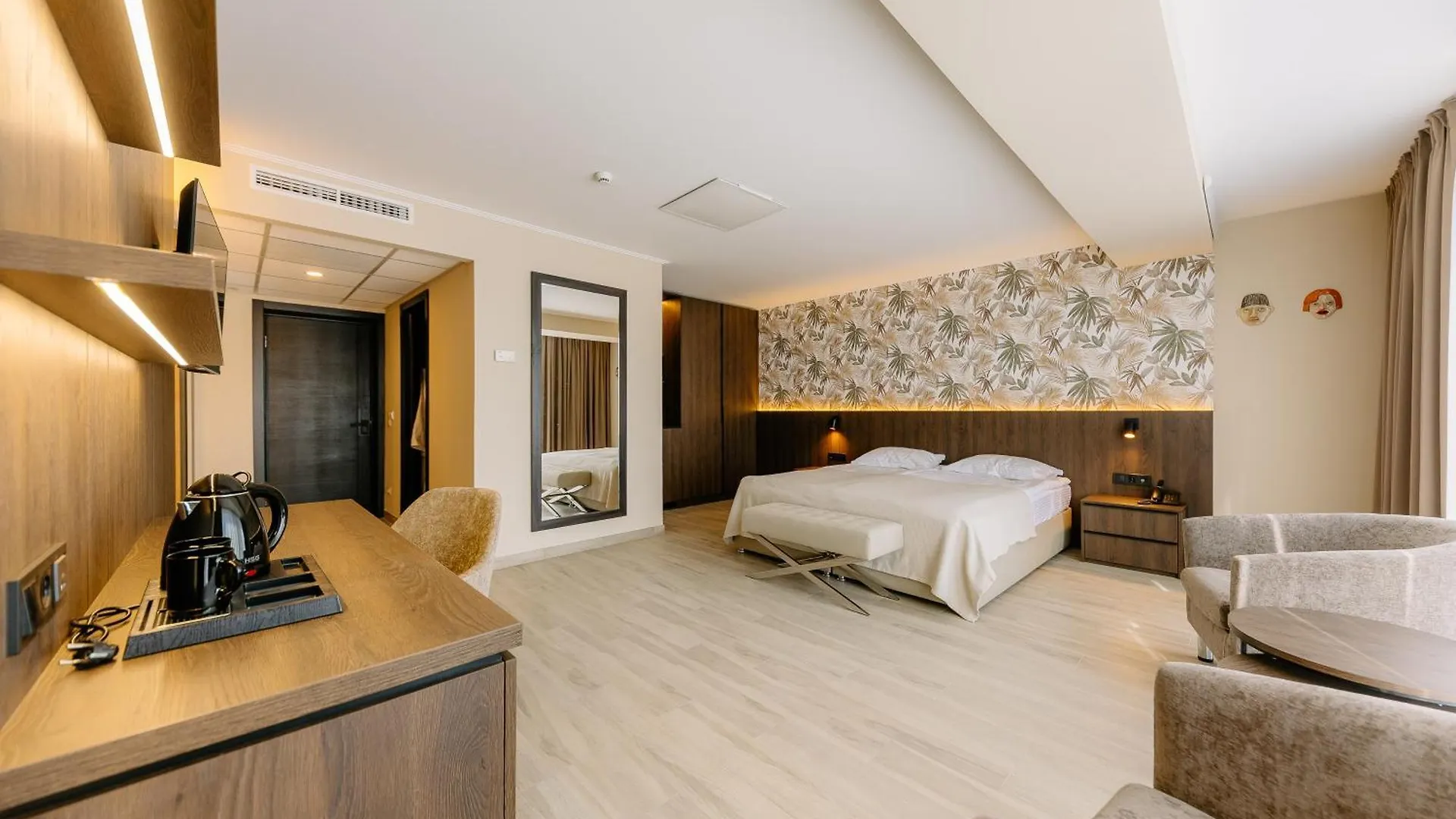 קייב Mayak Resort 0*,  אוקראינה