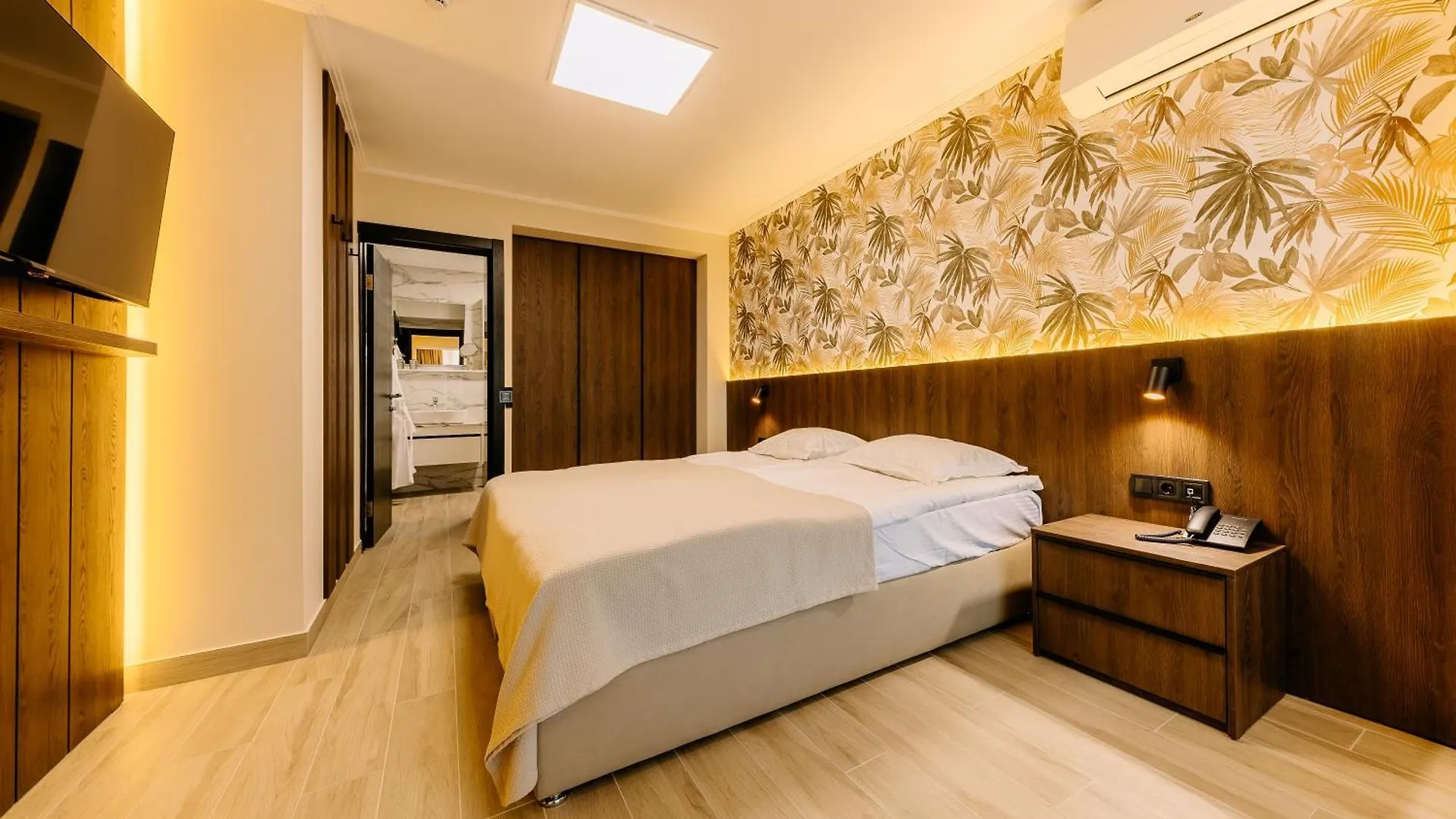 קייב Mayak Resort אוקראינה
