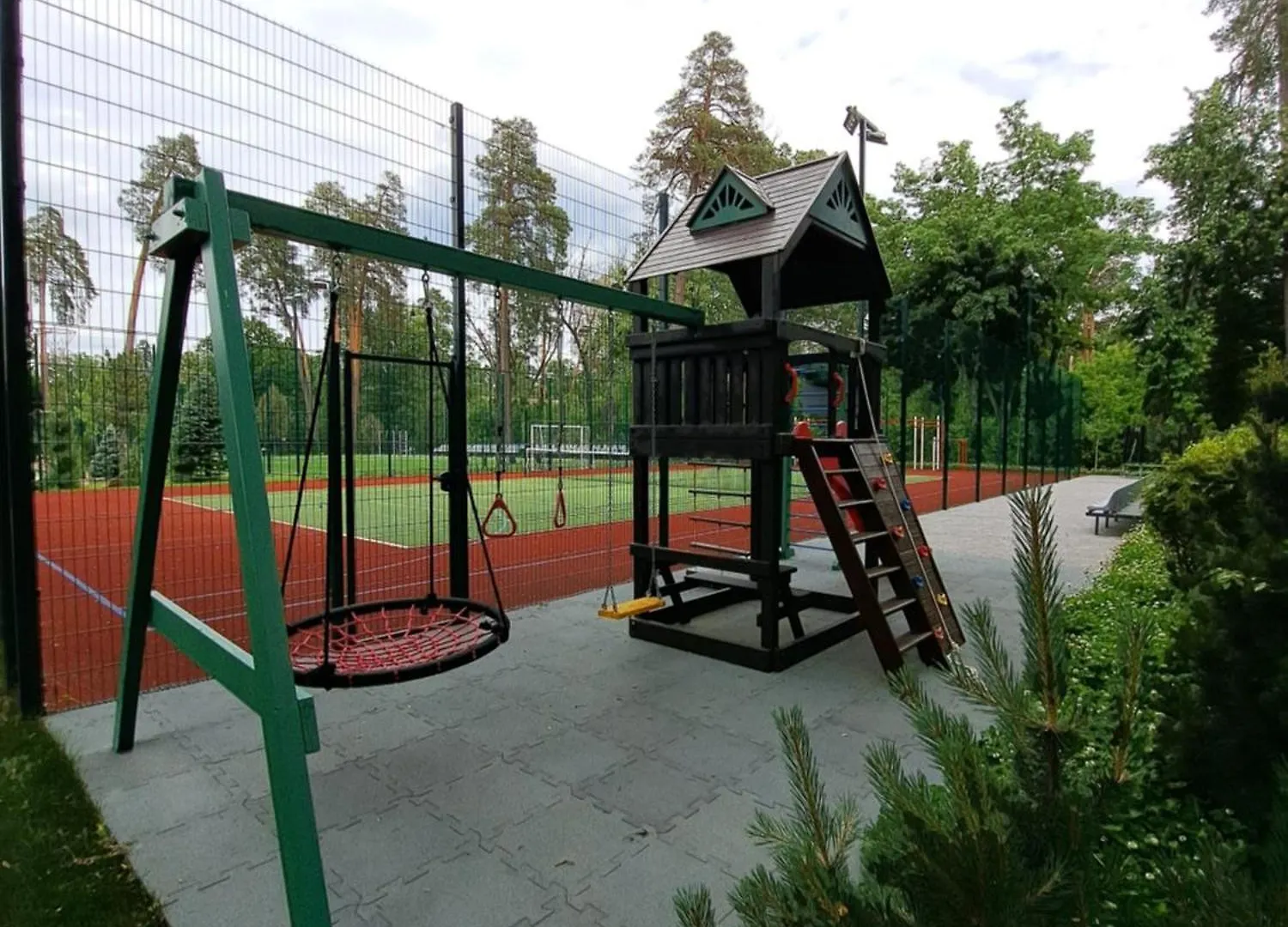 קייב Mayak Resort 0*,  אוקראינה